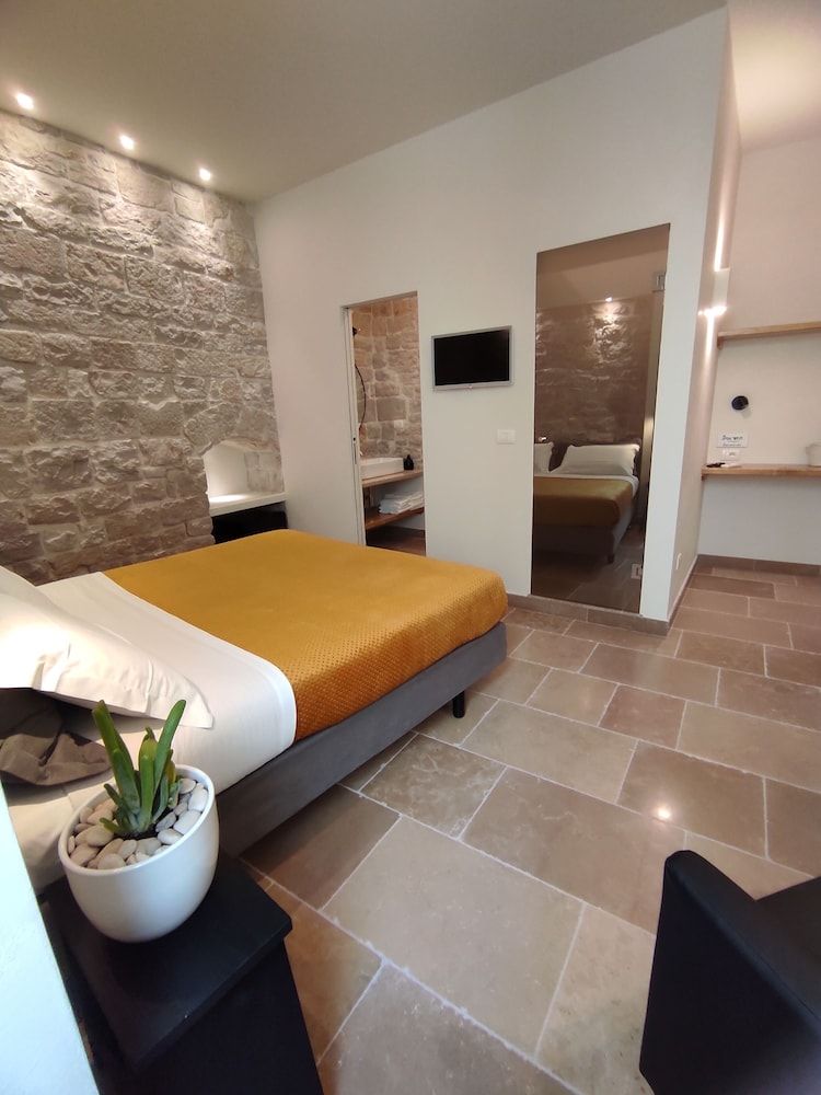 La Maison Double Room 2