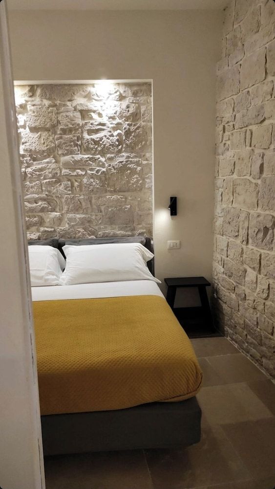 La Maison Double Room 7