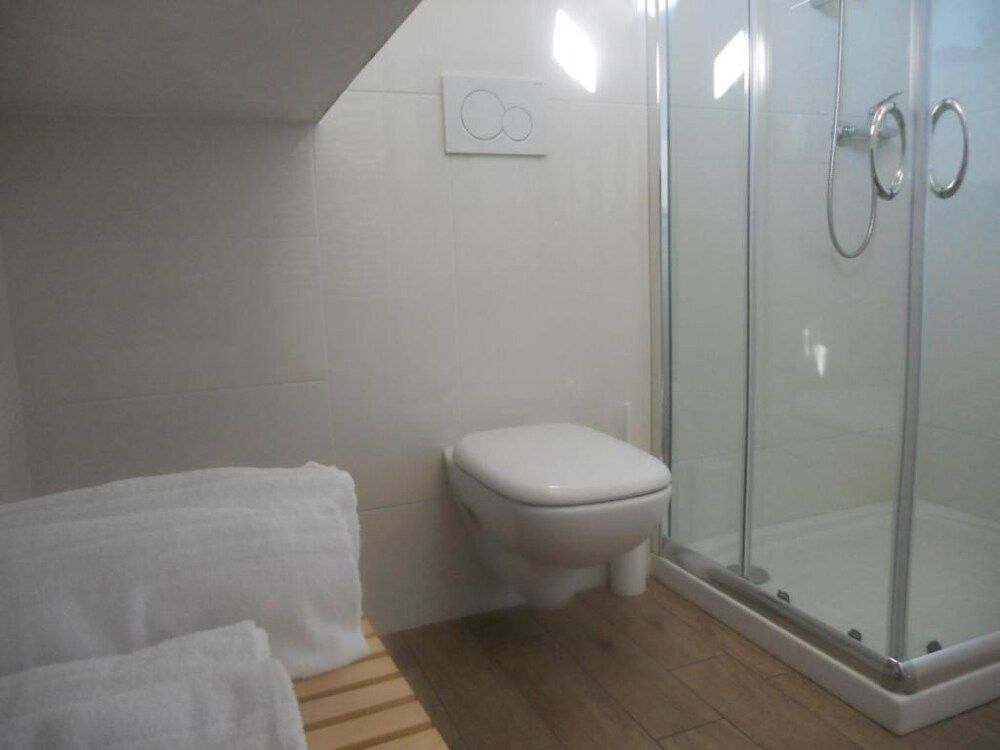 Double or Twin Room, Private Bathroom