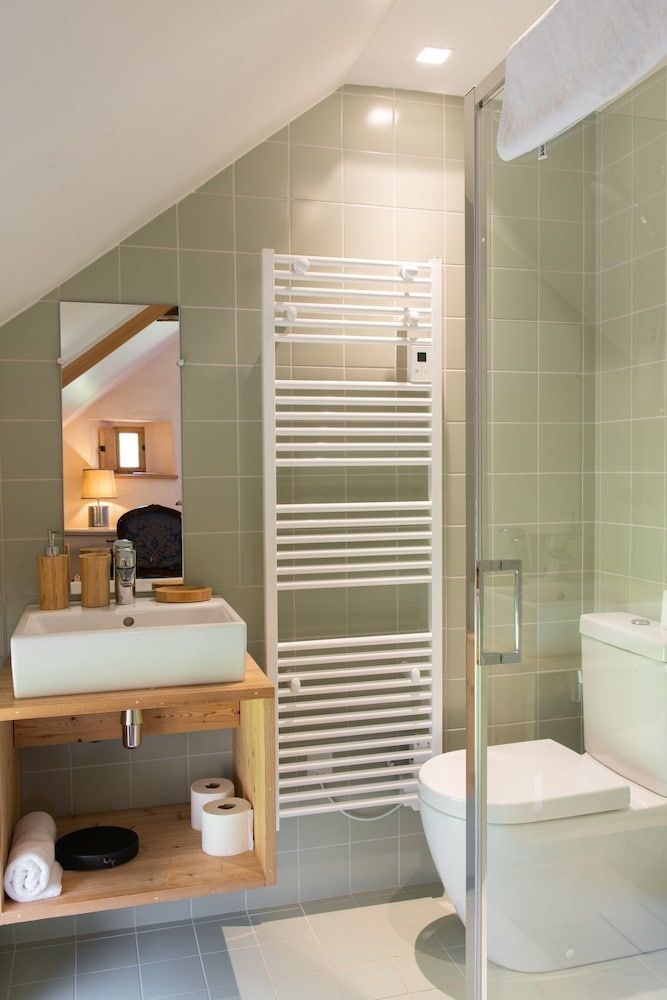Deluxe Double or Twin Room, Ensuite