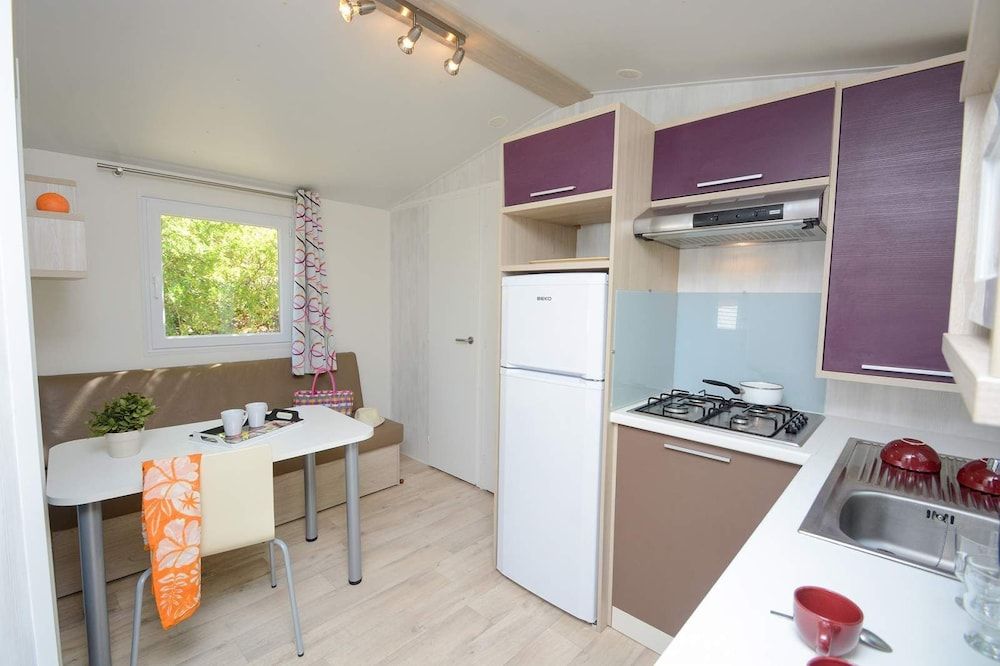 Mobile Home, 2 Bedrooms (First)