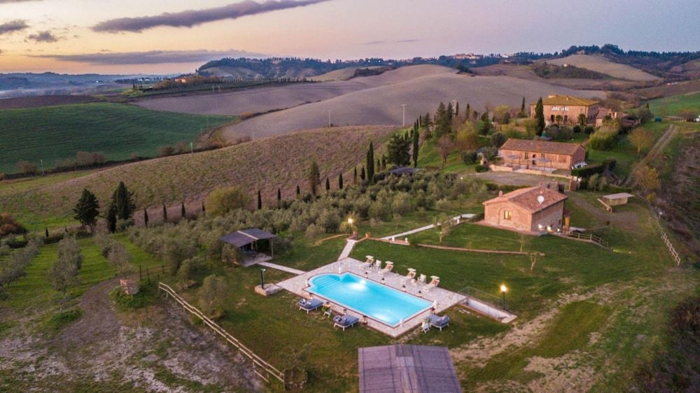 Villa, Smoking