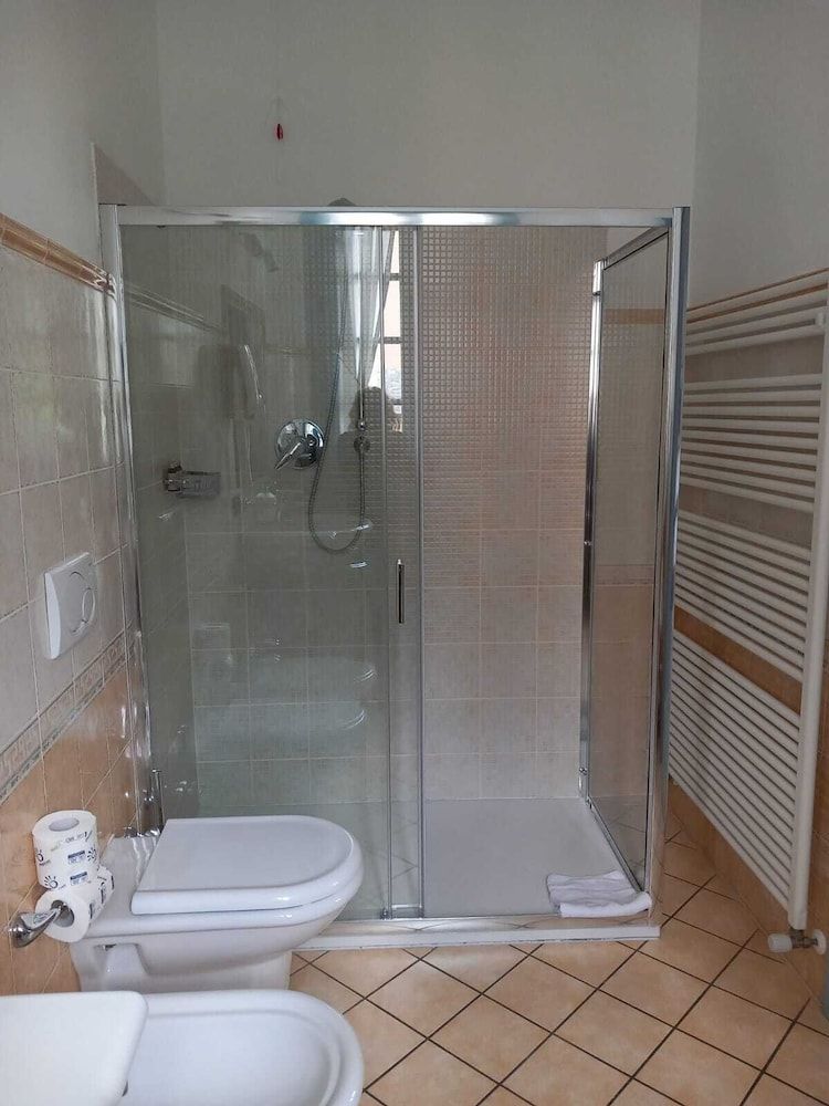 Palazzo del Vicerè Classic Double Room, City View (San Primo) 5