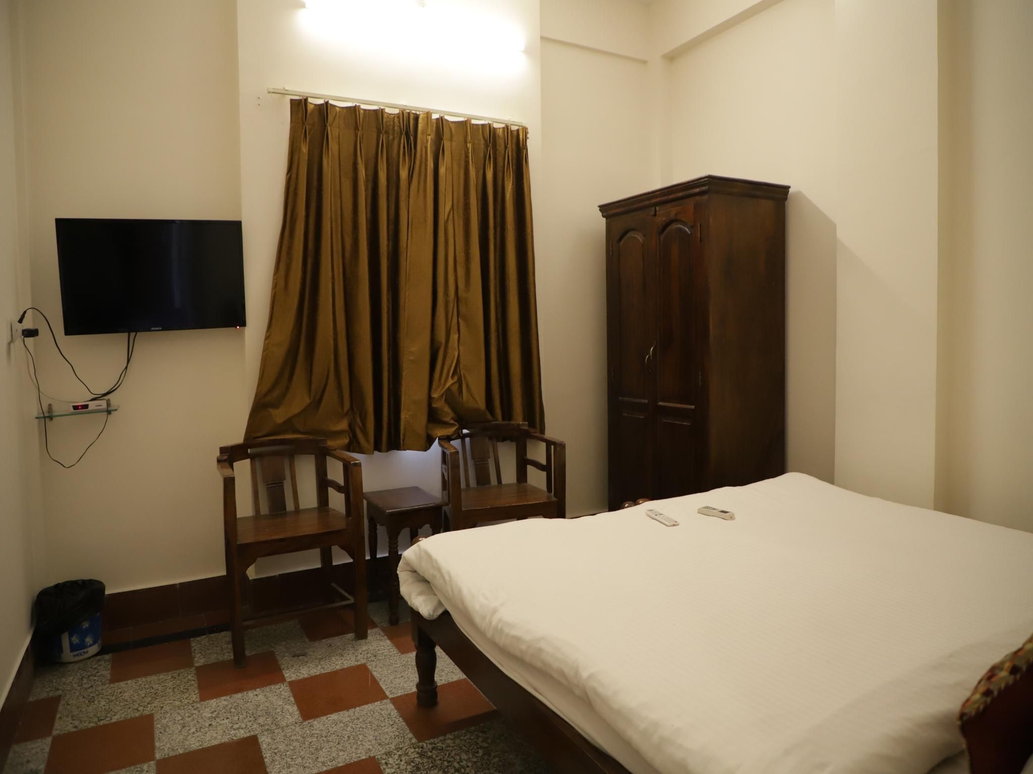 Teerth Palace Pushkar Deluxe Double Room, 1 Double Bed 5