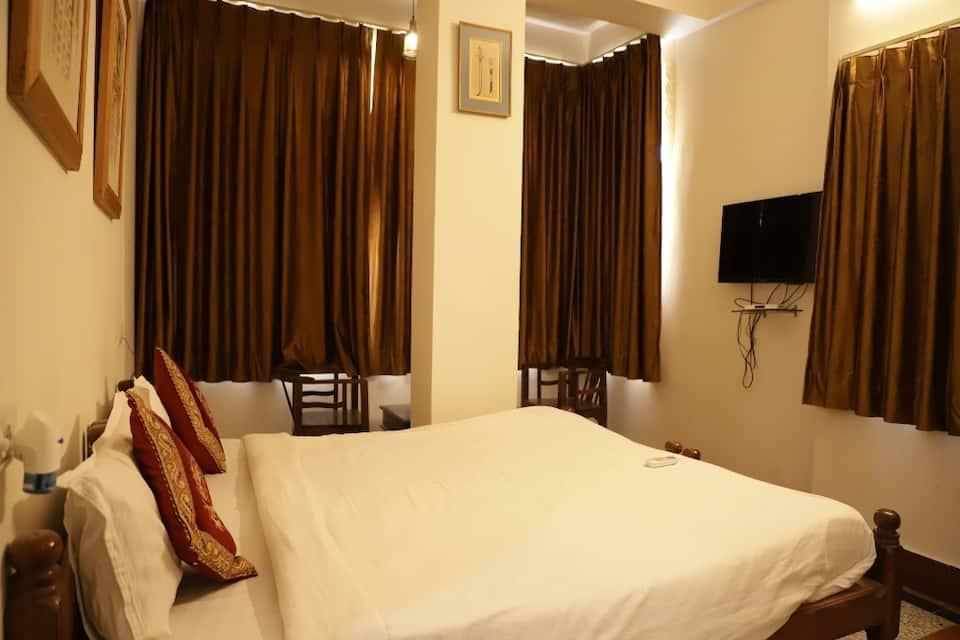 Teerth Palace Pushkar Deluxe Double Room, 1 Double Bed 4