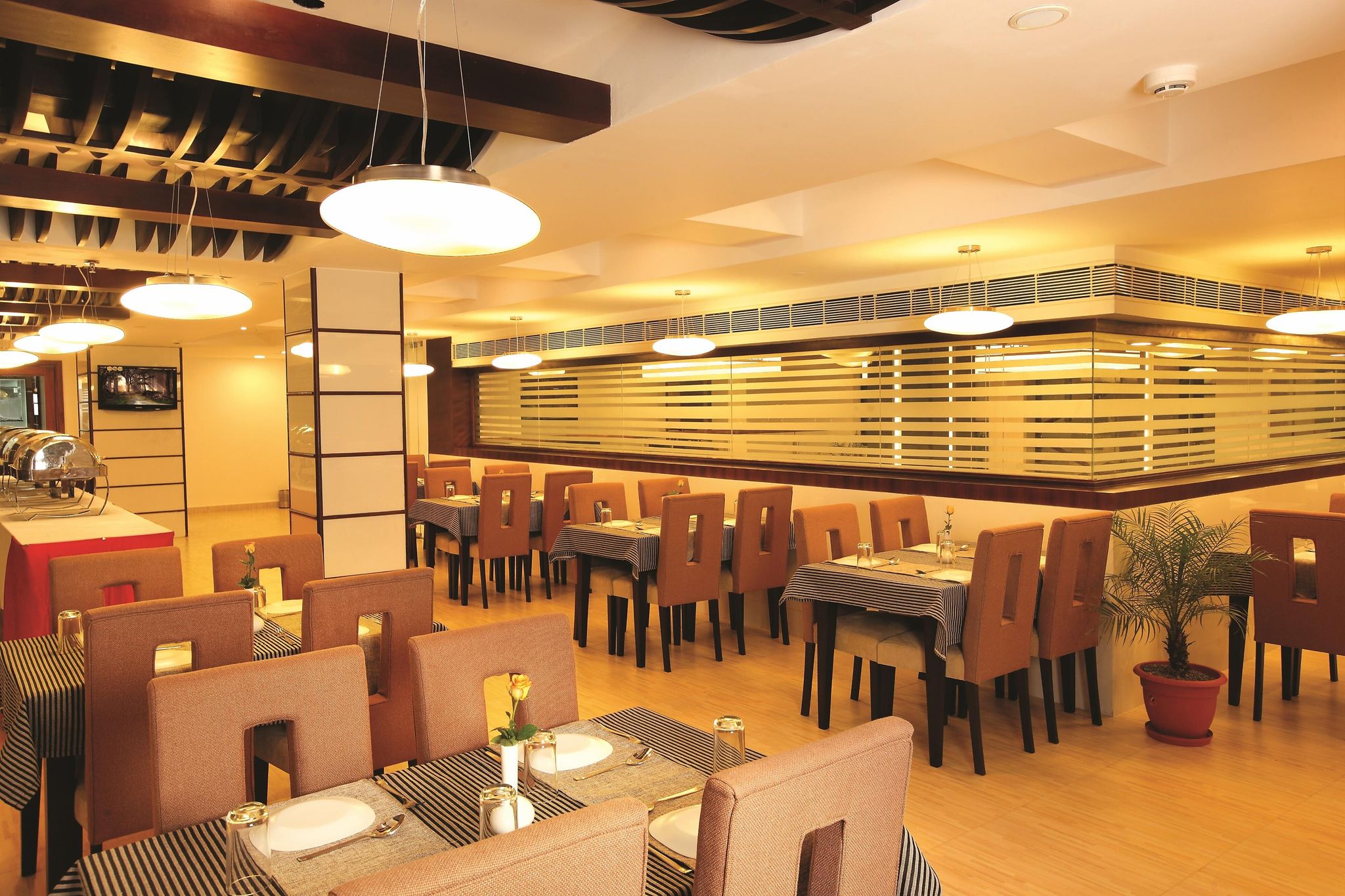 Food & Dining