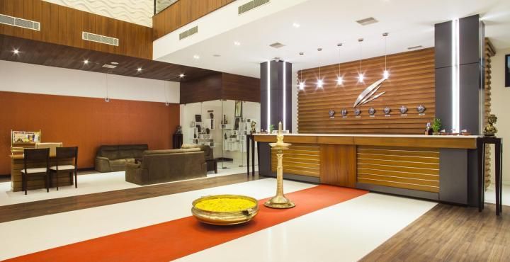 Food & Dining