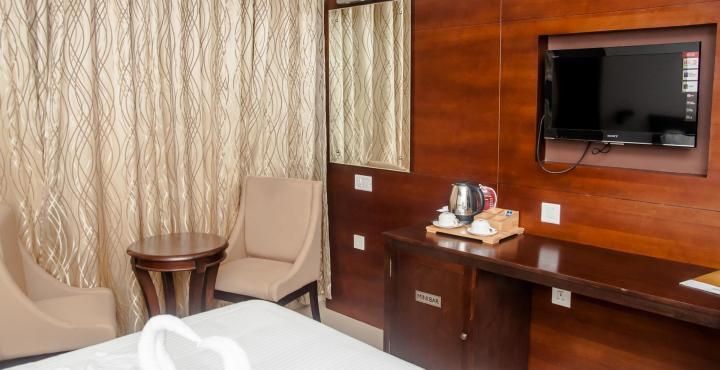 Holiday Vista – Thekkady, a premium hotel near Periyar wildlife sanctuary with sky view pool" Platinum Jewel Room 5