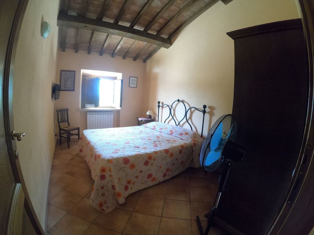 Family Room, 2 Bedrooms
