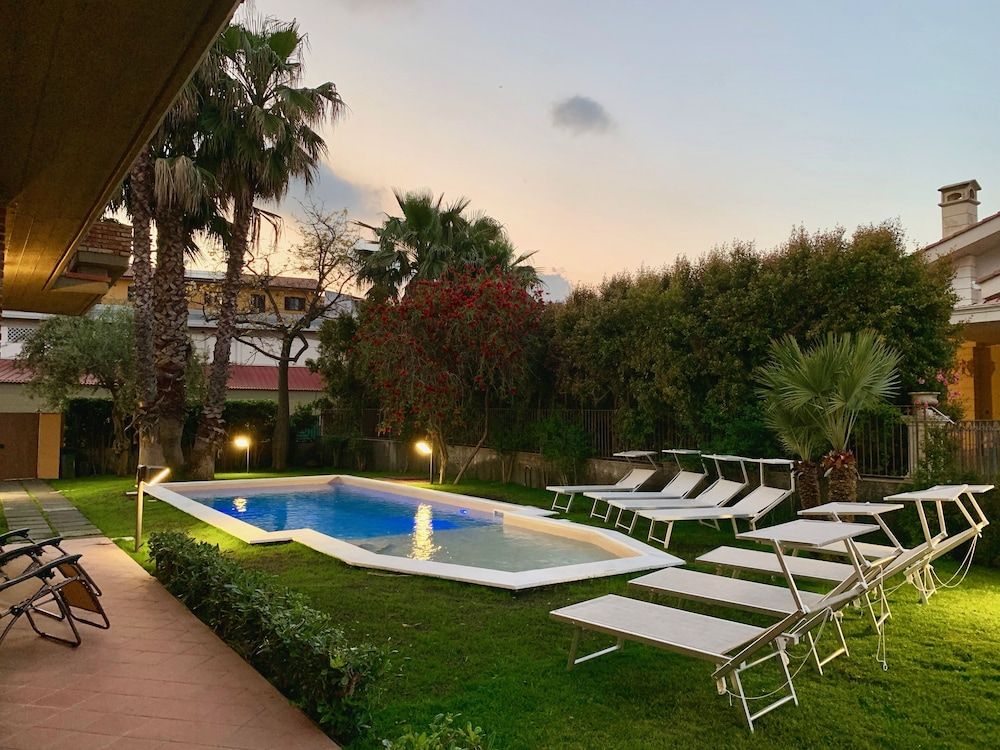 Villa Le Palme Villa, 5 Bedrooms 13