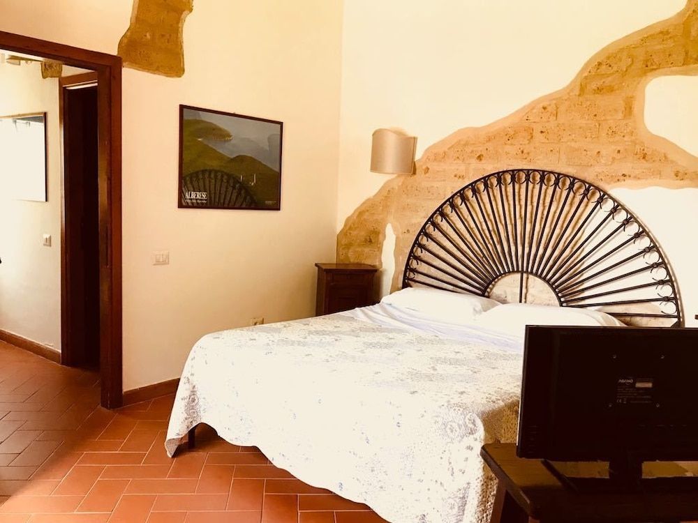Apartment, 1 Bedroom, Pool View
