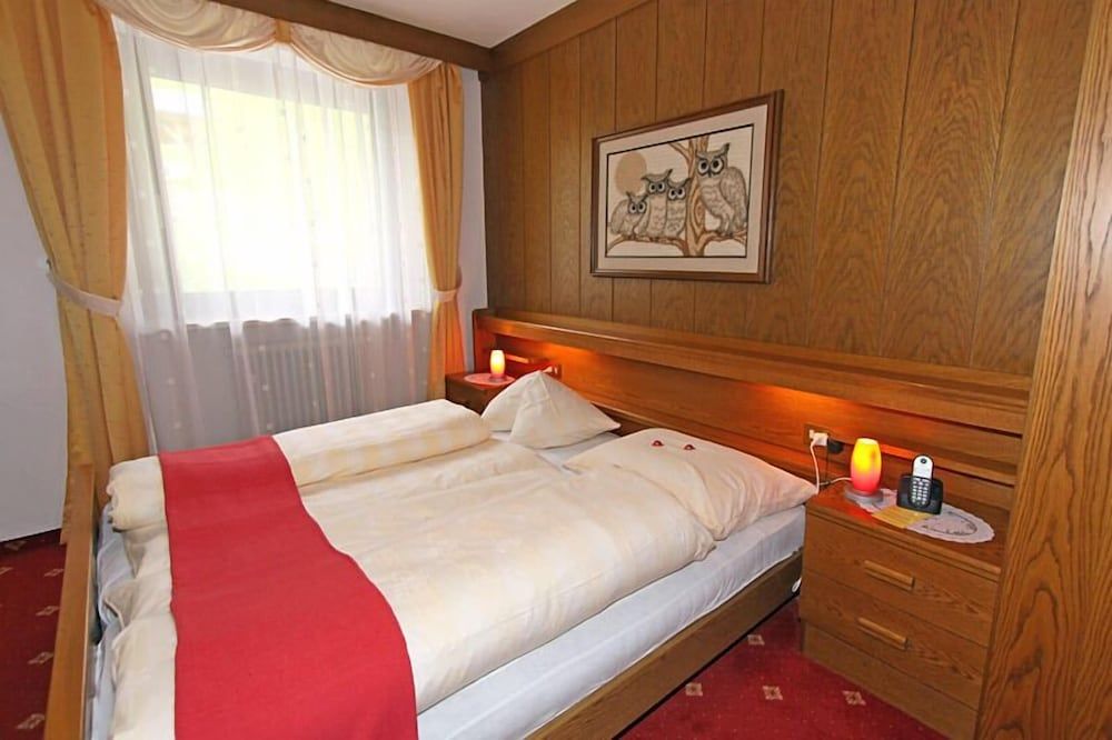 Double Room, Mountain View