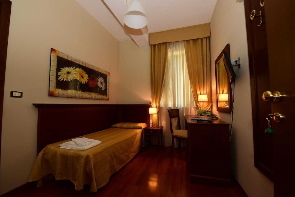 Basic Single Room