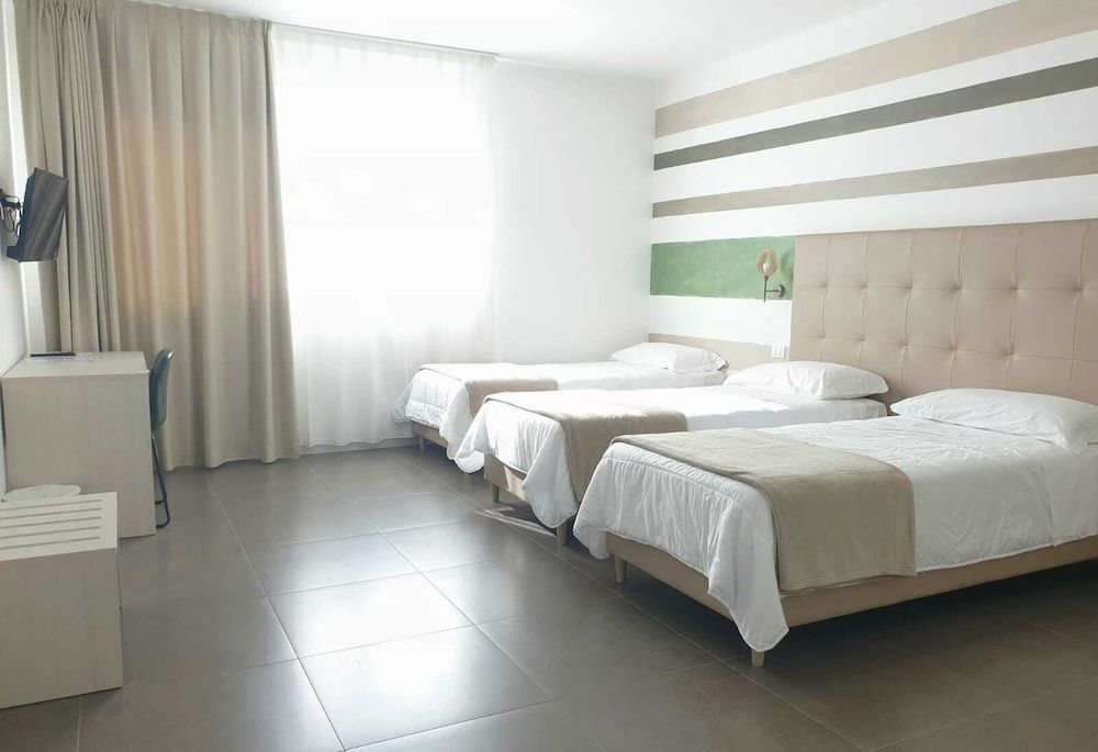 Hotel Grel Triple Room 3