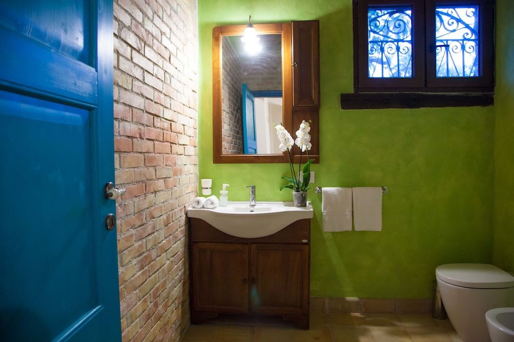 Casa Go'El Deluxe Double Room 6