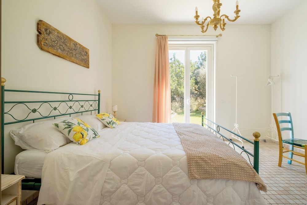 Standard Double Room, Private Bathroom, Garden View
