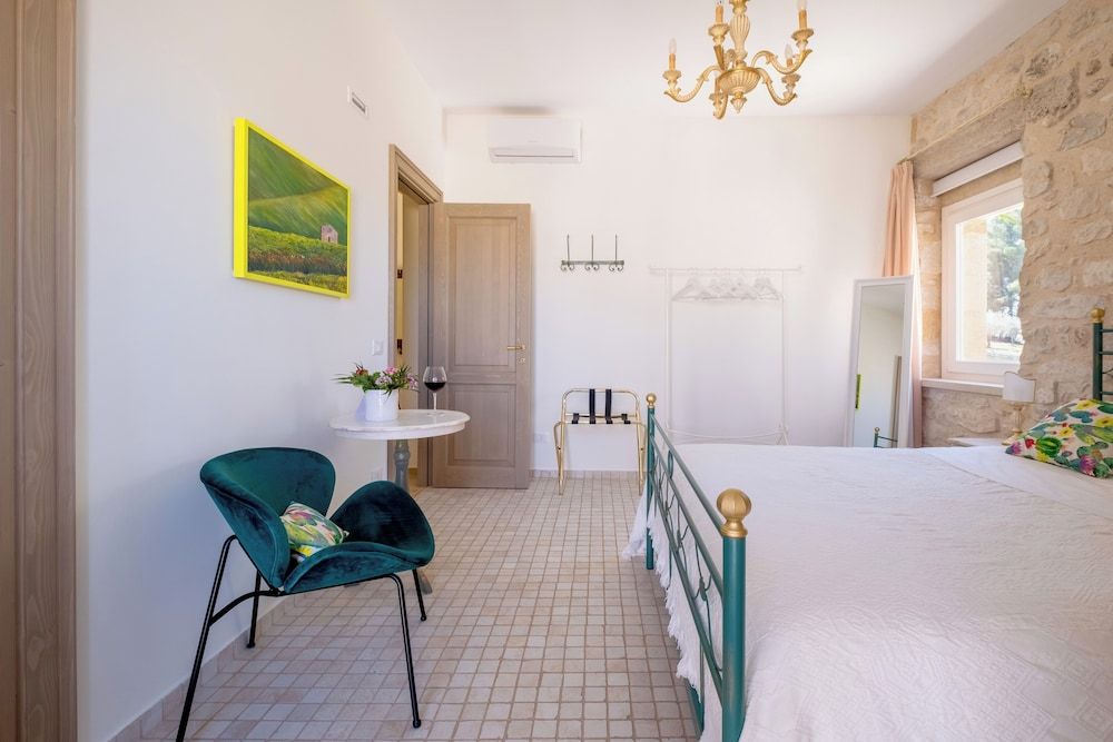 Design Double Room, Private Bathroom, Garden View