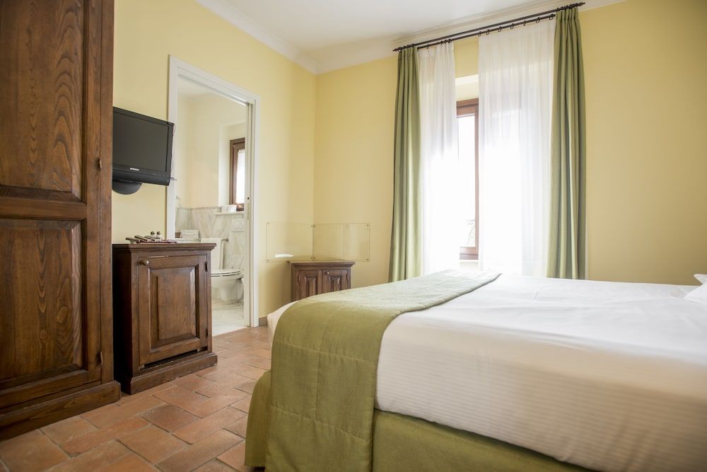 Superior Double Room (Sigismondo)
