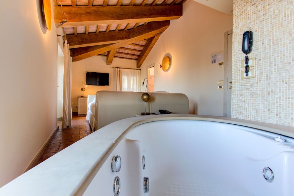 Oste del Castello Wellness & Bike Hotel Suite (Prestige) 5