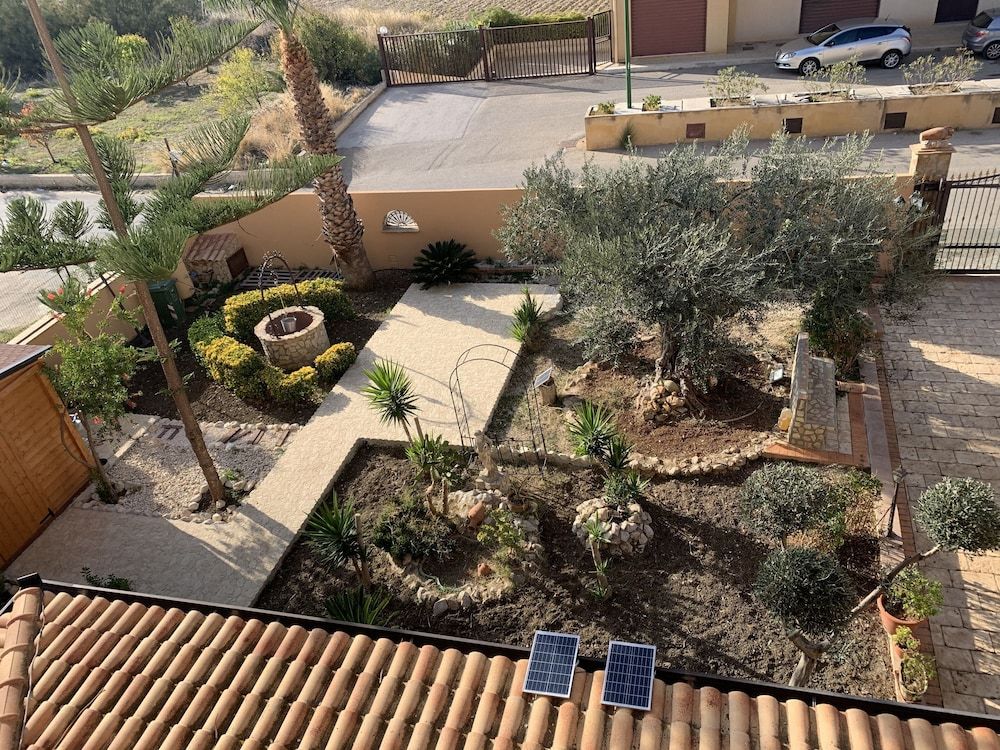 Sole Mare E Relax per Vacanze Apartment, 1 Bedroom, Smoking, Terrace 3