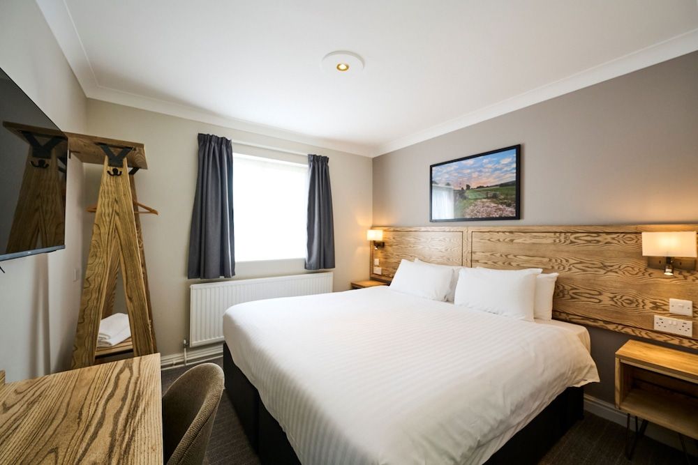 Red Lion Parbold Double Room 2