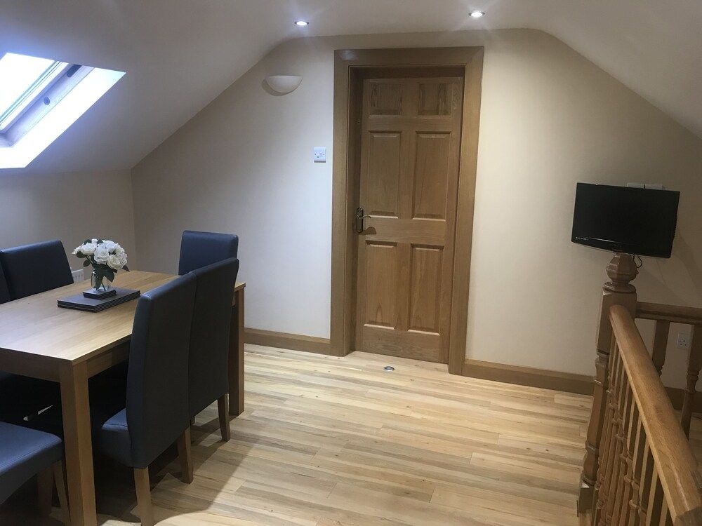 Dungannon 2 Bed Bungalow - Sleeps 5 - Pet Friendly House 13