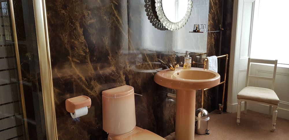 Arden House Family Room, Multiple Beds, Golf View 6