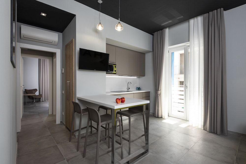 Marconi 1935 B&B and Holiday Home