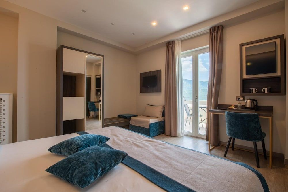 Deluxe Double or Twin Room, Sea View