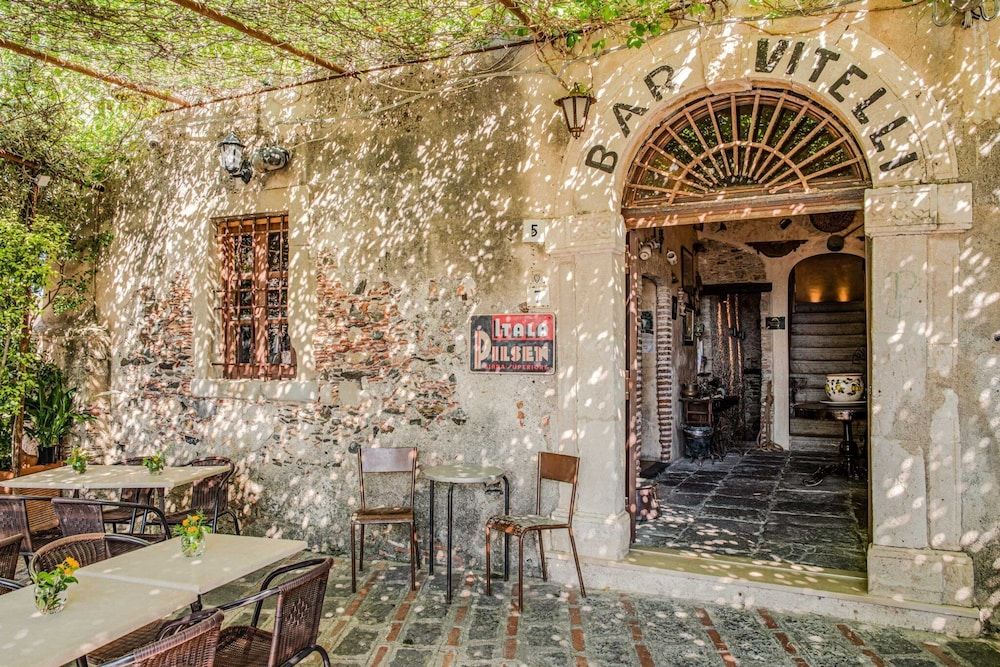 Bar Vitelli Charming Suites