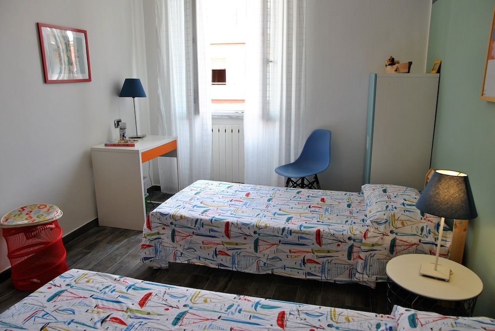House, 2 Bedrooms, Balcony, City View