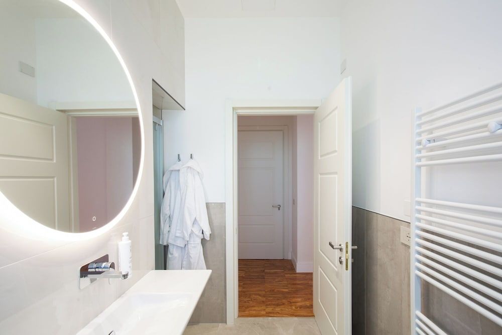 Villa Maria Teresa Boutique Hotel Deluxe Room, Terrace, Mountainside 6