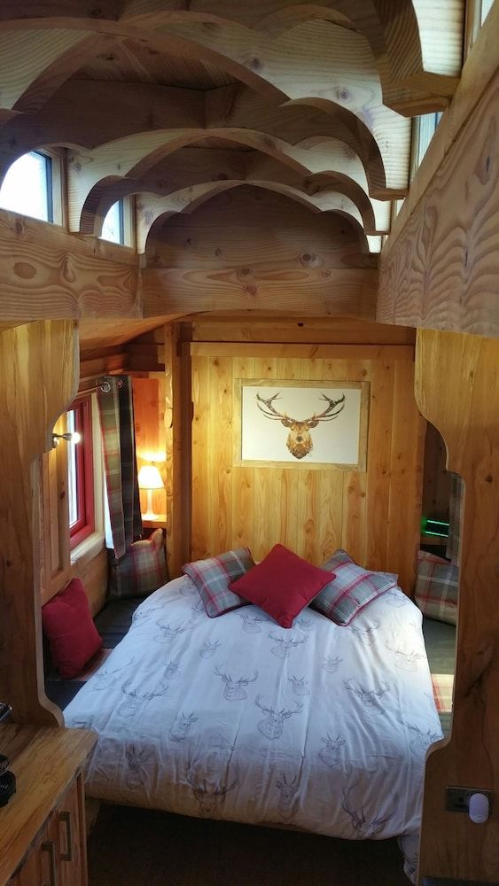Cabin (Western Wagon)