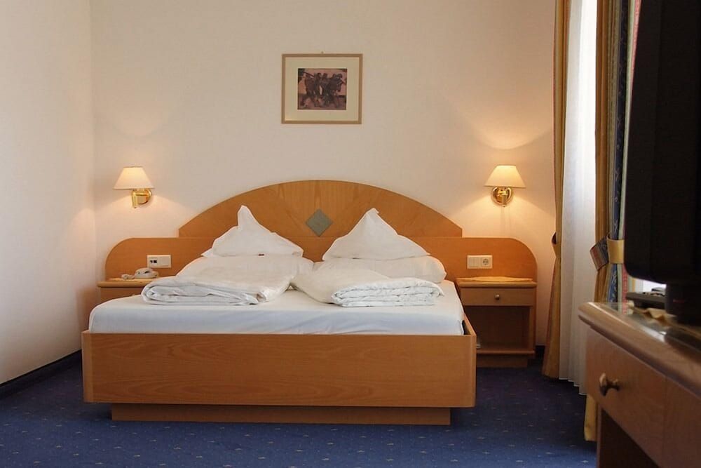 Basic Double Room