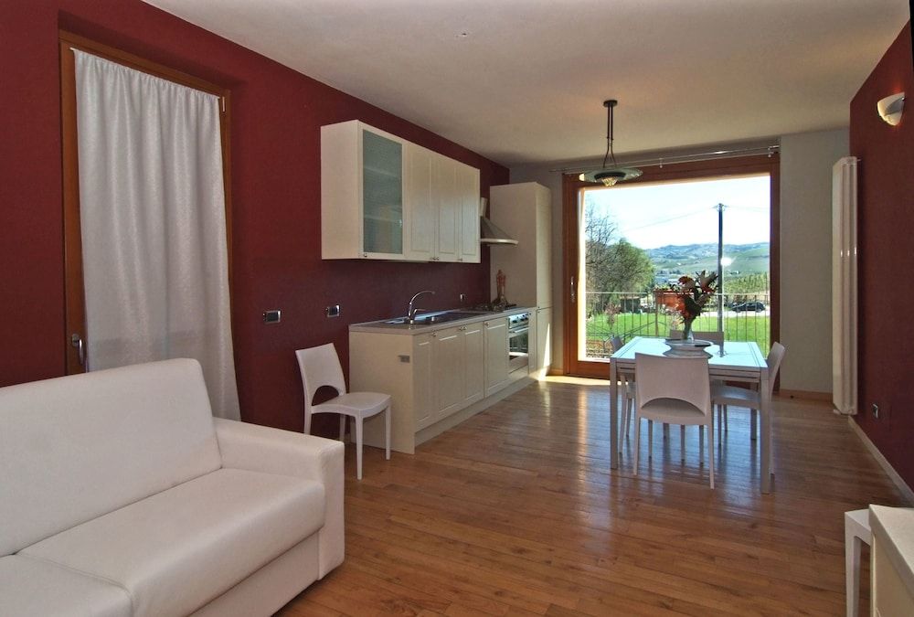 Apartment, Balcony