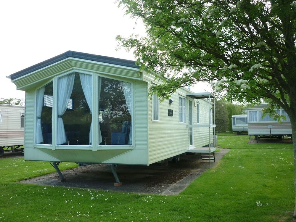 Axe Vale Caravan Park