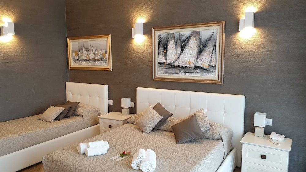 Panoramic Suite, Lake View (n.11)