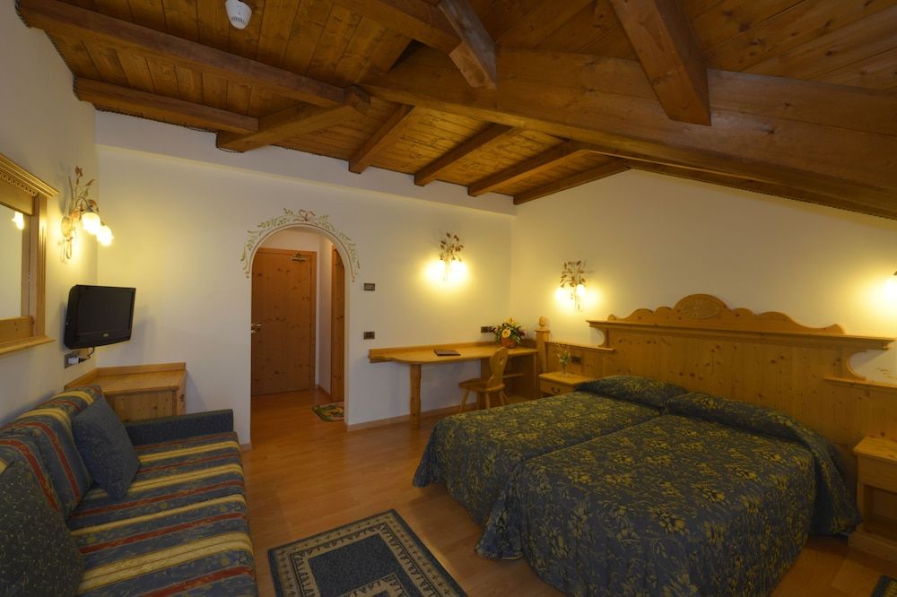Double or Twin Room (Alpin)