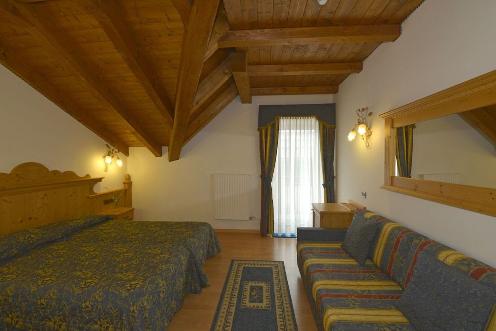 Double or Twin Room (Alpin)