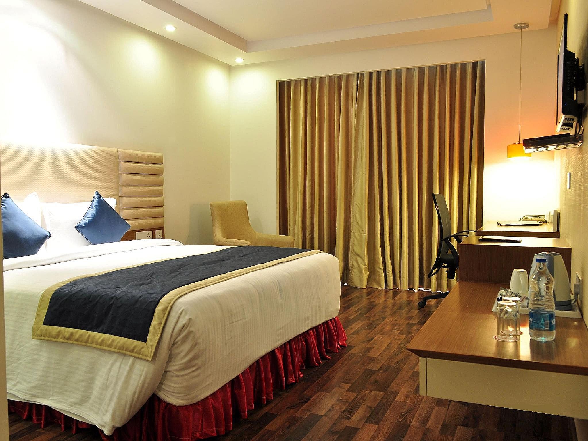 The Grand JBR Deluxe Room 4