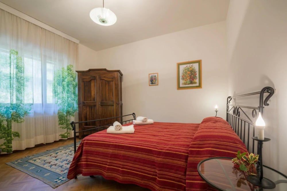 Family House, 3 Bedrooms, 2 Bathrooms (Family Friendly Villa Giulia with)