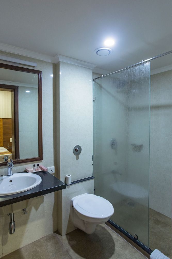 The Grand Regency Superior 2