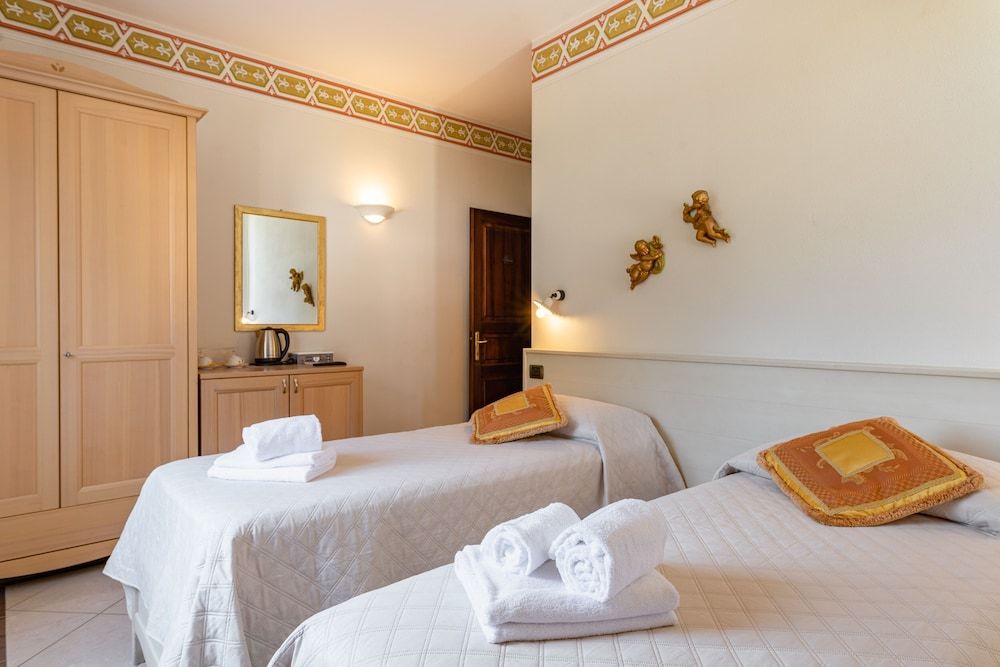 Lucca Franco's Villa Standard Room 3