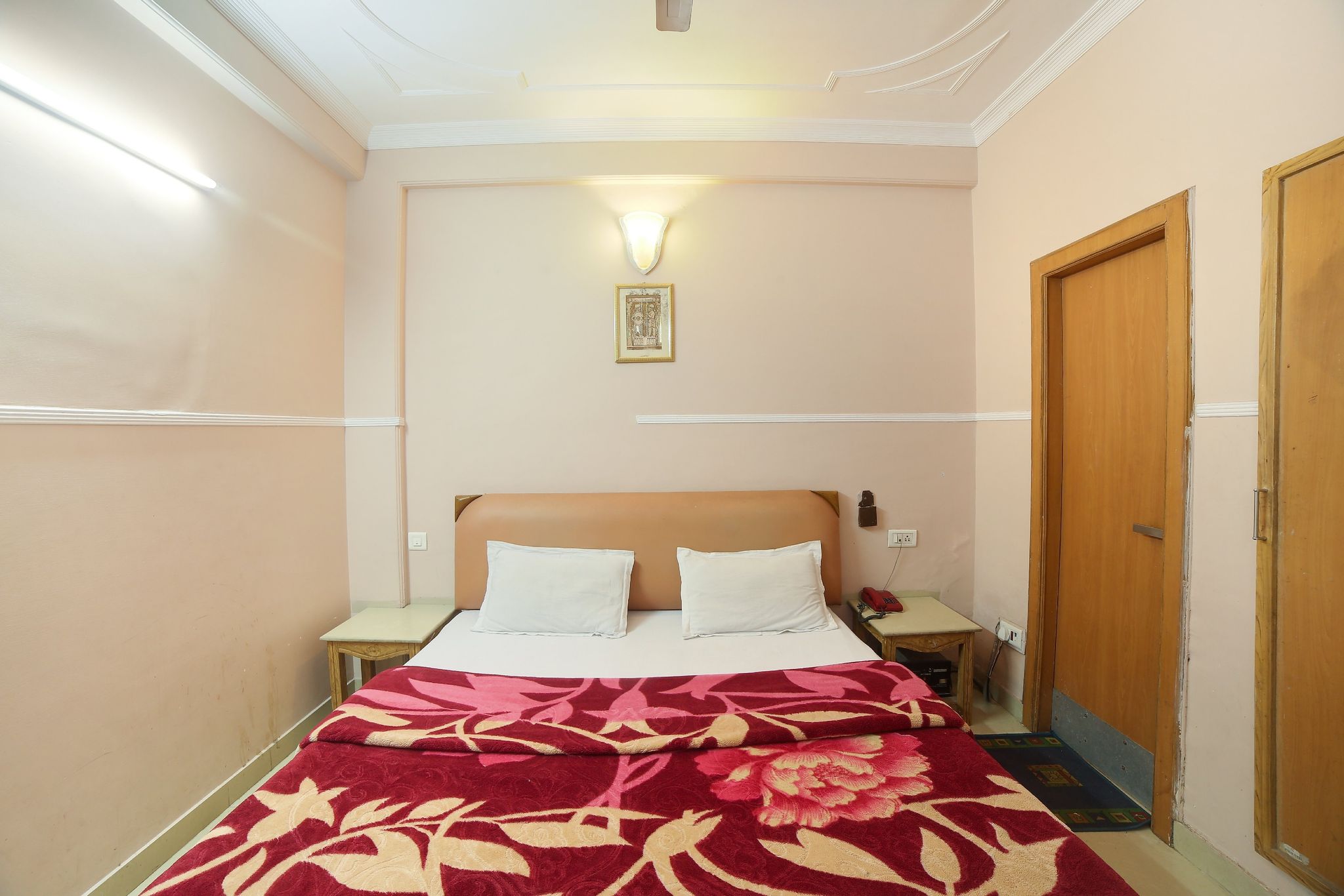 Double Bed AC Room