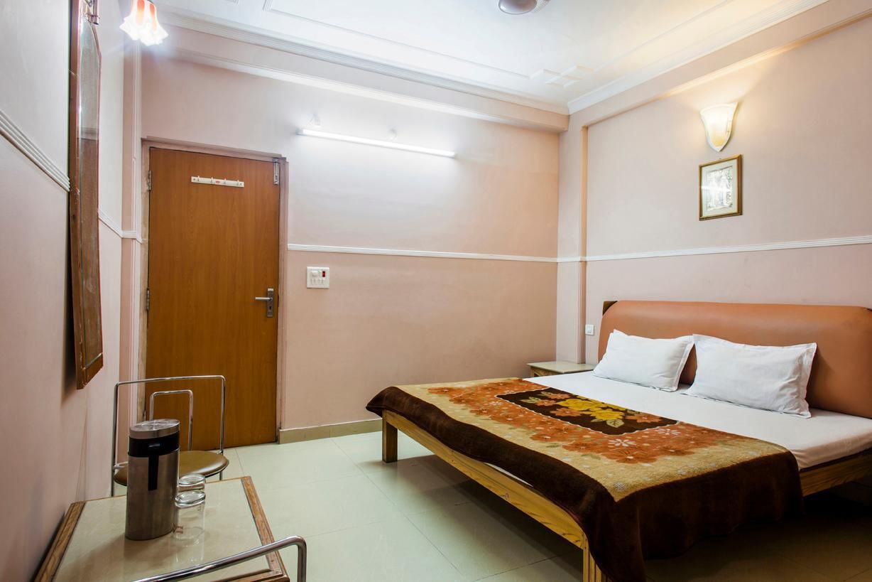 undefined Hotel Queen 5