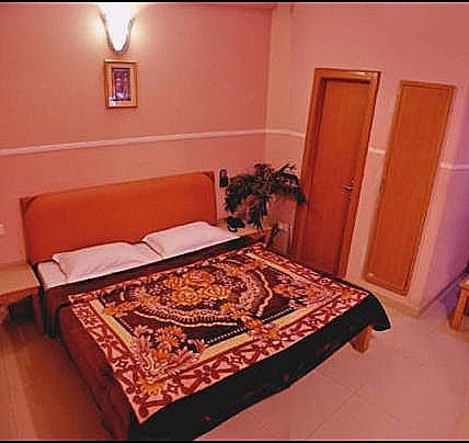 Double Bed AC Room