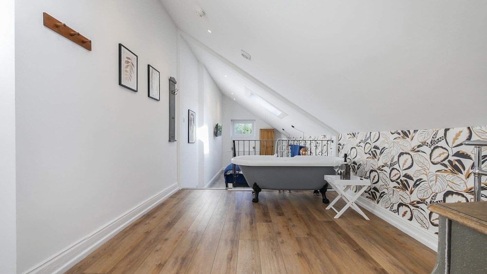 The Greenhead Hotel Luxury Double Room 2