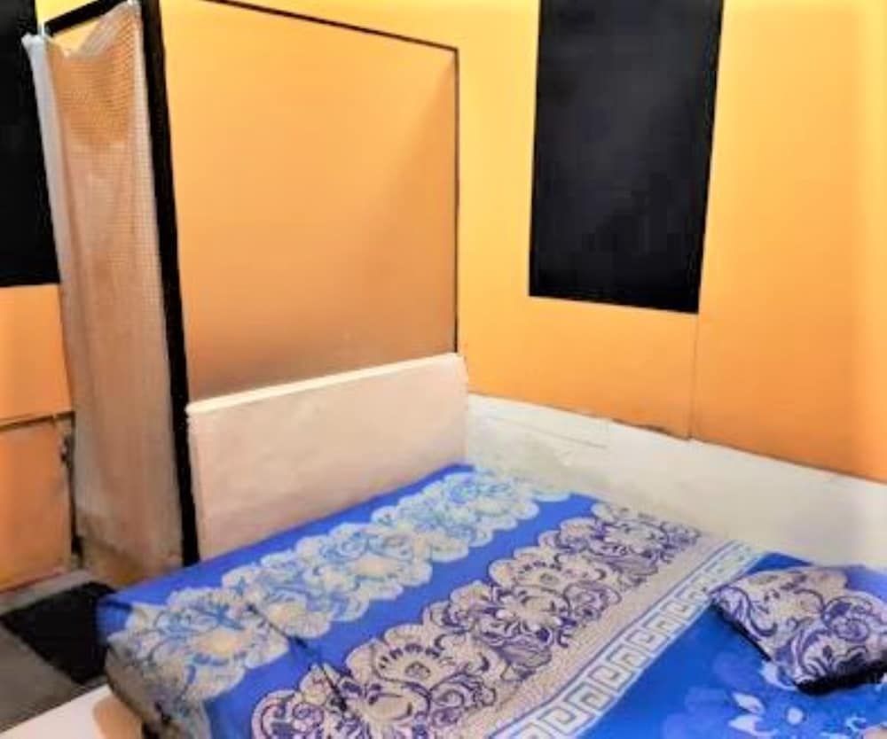 Caisar Homestay Superior Double Room, Non Smoking 8