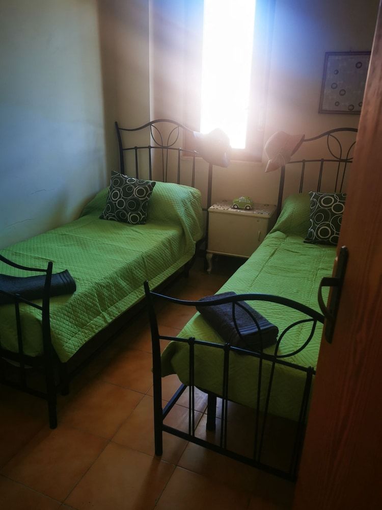Apartment, Multiple Beds