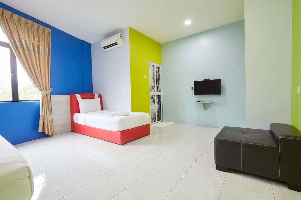 Sy Jerantut Hotel MALAYSIAN DELUXE TRIPLE 4